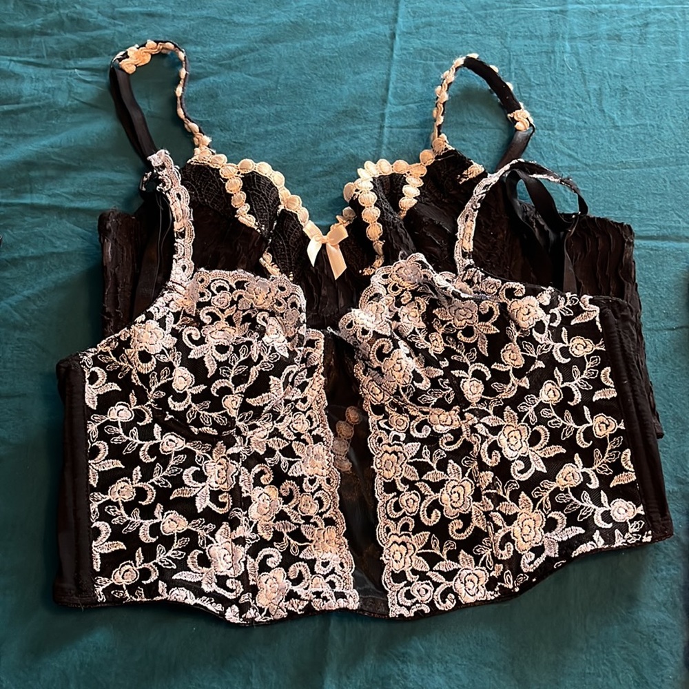 Lingerie lot - Picture 6 of 7
